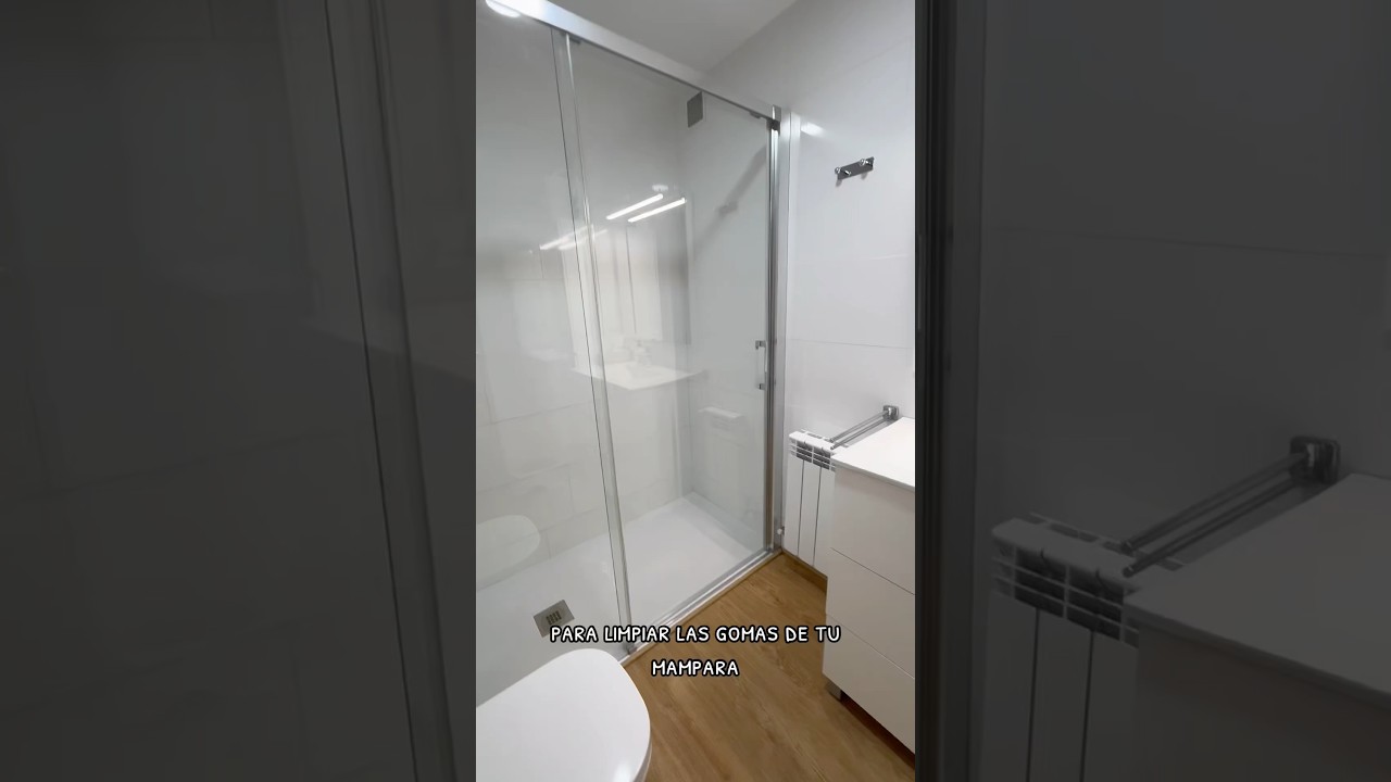 como quitar el moho de la goma de la mampara