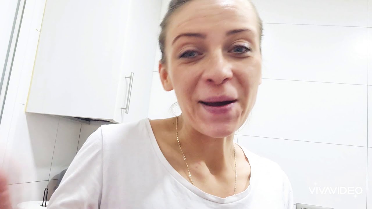 quitar manchas de cereza en la ropa